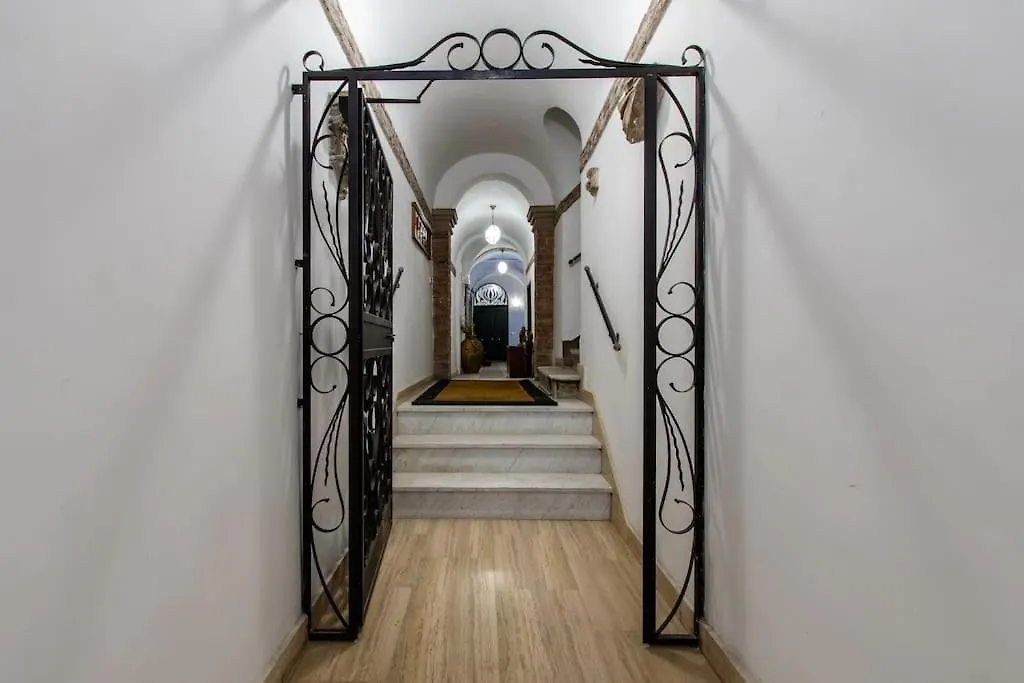 Historic Rome Apartment With Terraces 0*,