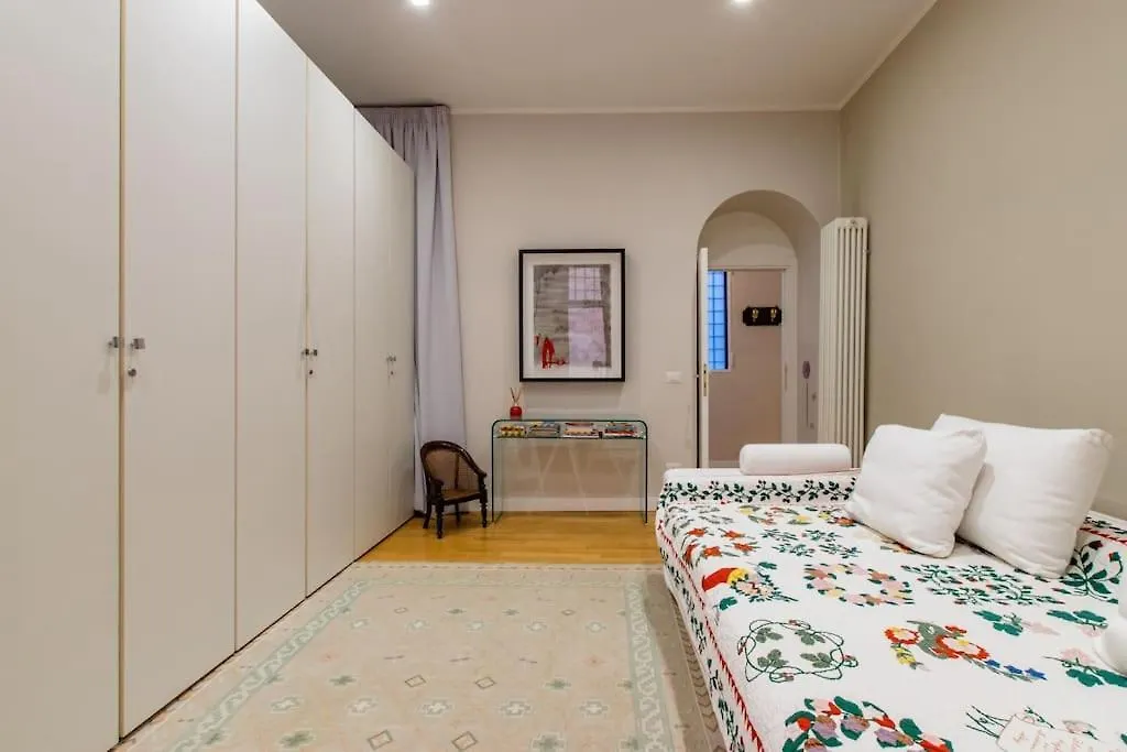 Historic Rome Apartment With Terraces Italy